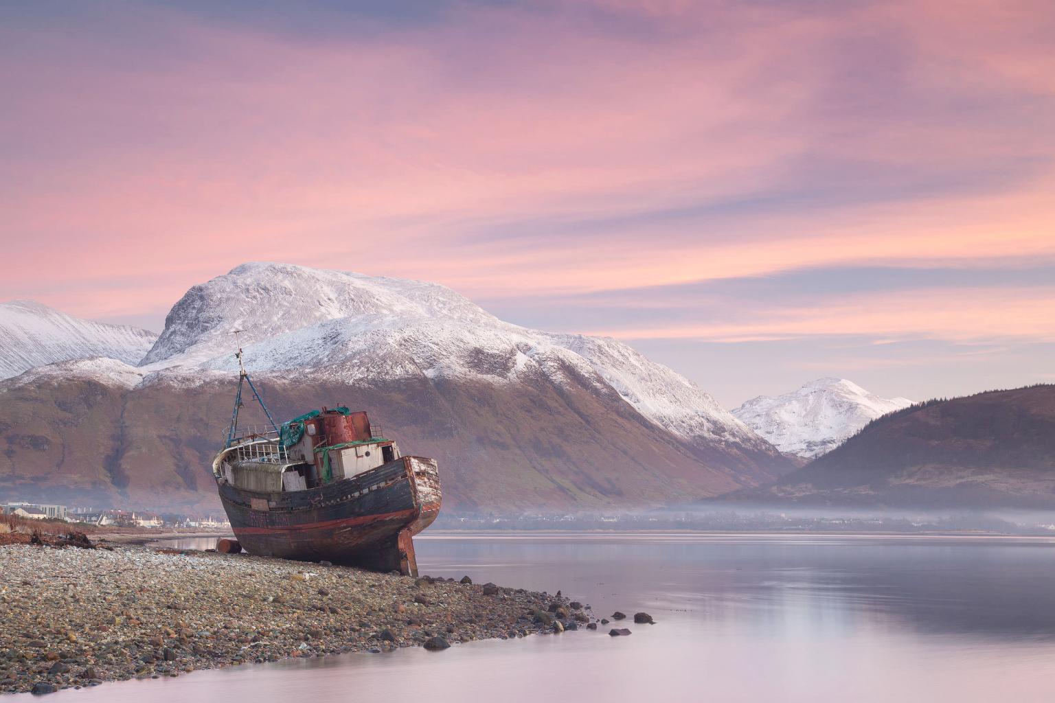 Pictures of Scotland - Loch Linnhe and Ben Nevis in winter 